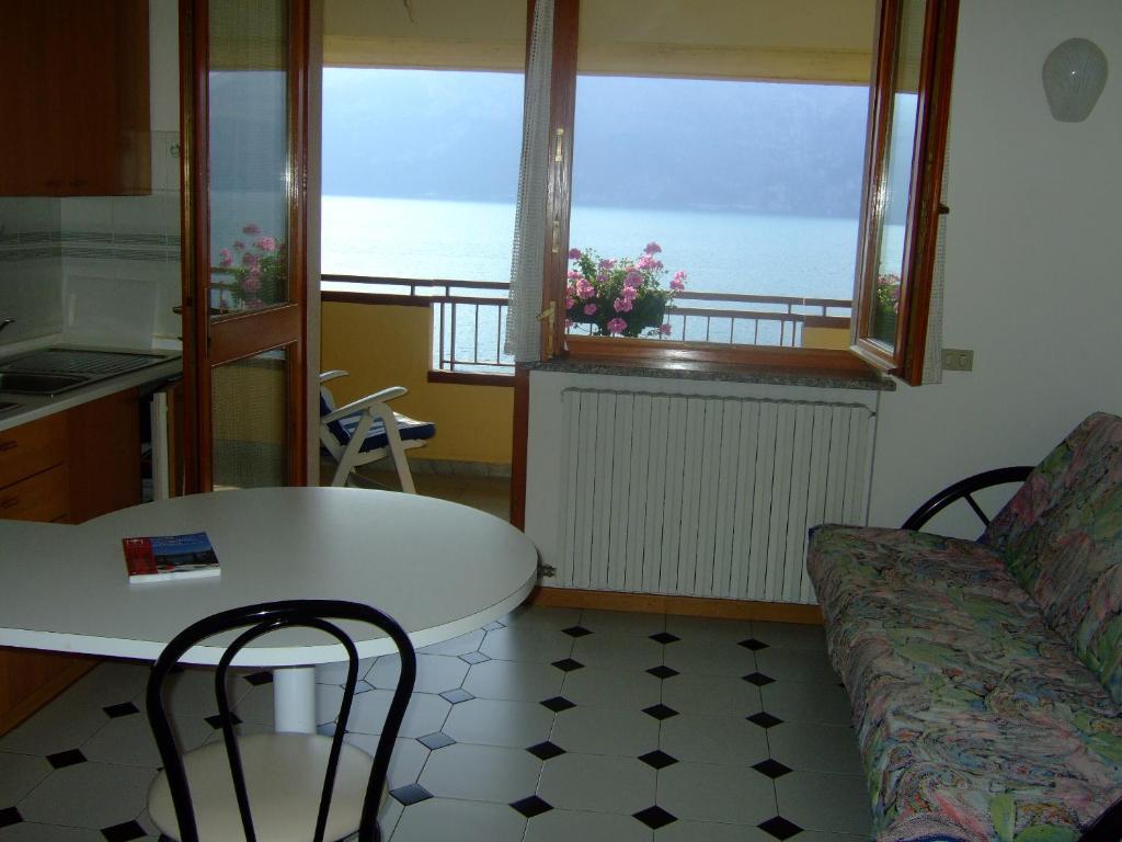 Residence San Vito Brenzone sul Garda Szoba fotó